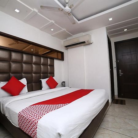 Oyo 11150 Hotel Jmd Rooms Neu-Delhi Exterior foto