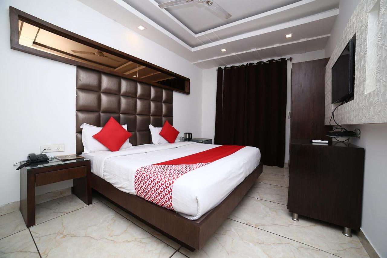 Oyo 11150 Hotel Jmd Rooms Neu-Delhi Exterior foto