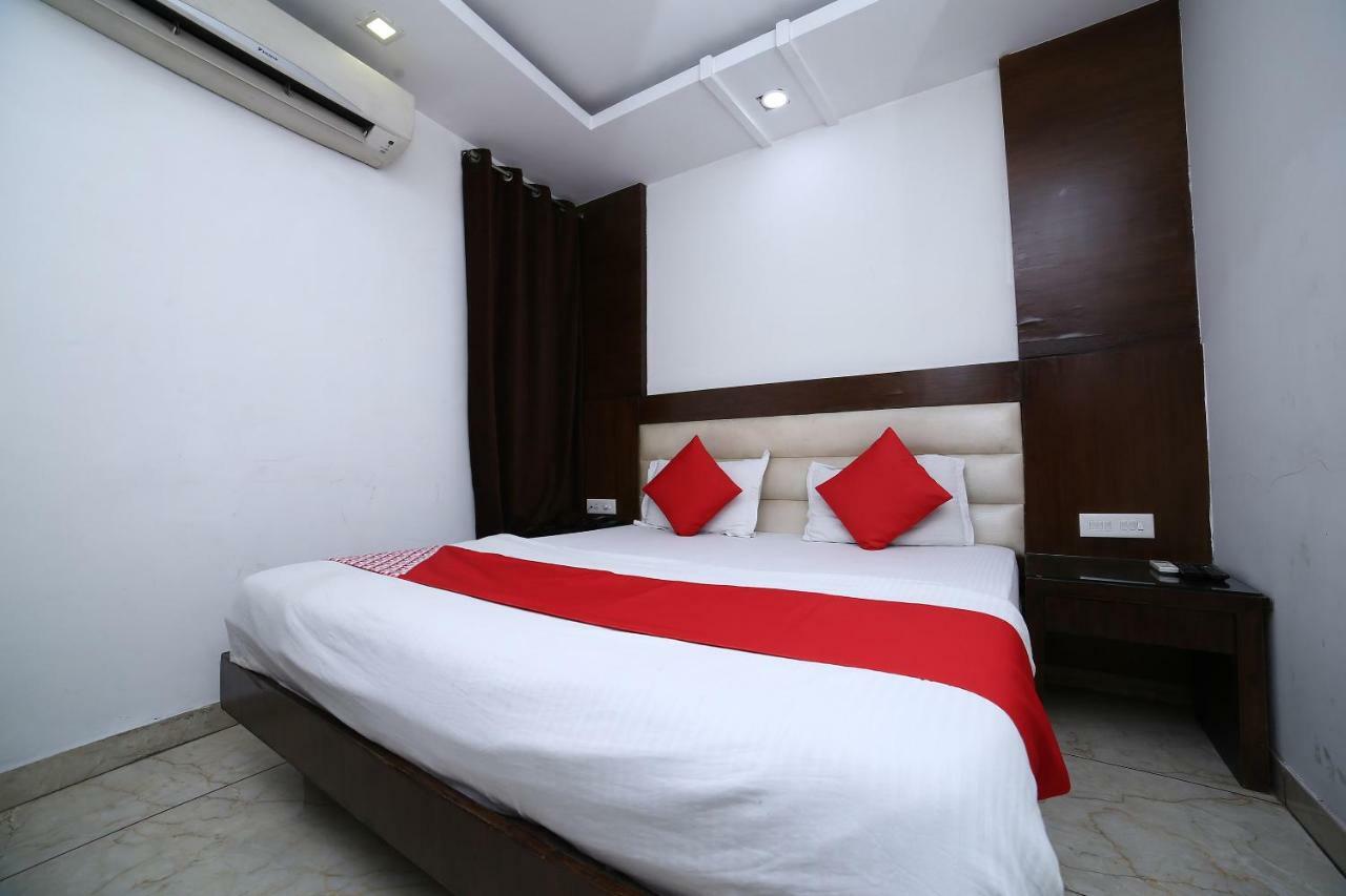 Oyo 11150 Hotel Jmd Rooms Neu-Delhi Exterior foto